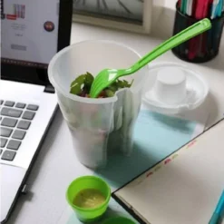 ML Salad To Go Beker Met Vork -Kampeer Plezier 61895 ml salad to go beker met vork