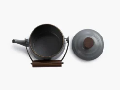 Barebones Geëmailleerde Theepot Donkergrijs -Kampeer Plezier 77645 barebones enamel theepot stone grey