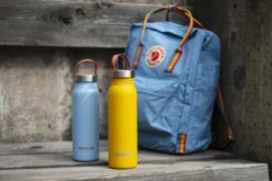 Primus Klunken Vacuum Bottle Rainbow 0.5 Ltr Blauw -Kampeer Plezier 85683 primus klunken vacuum bottle rainbow 0.5 ltr