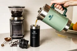 Stanley The Stay-Hot French Press 1.4L Groen 7 Stanley The Stay-Hot French Press 1.4L Groen -Kampeer Plezier 97145 stanley the stay hot french press 1.4l groen